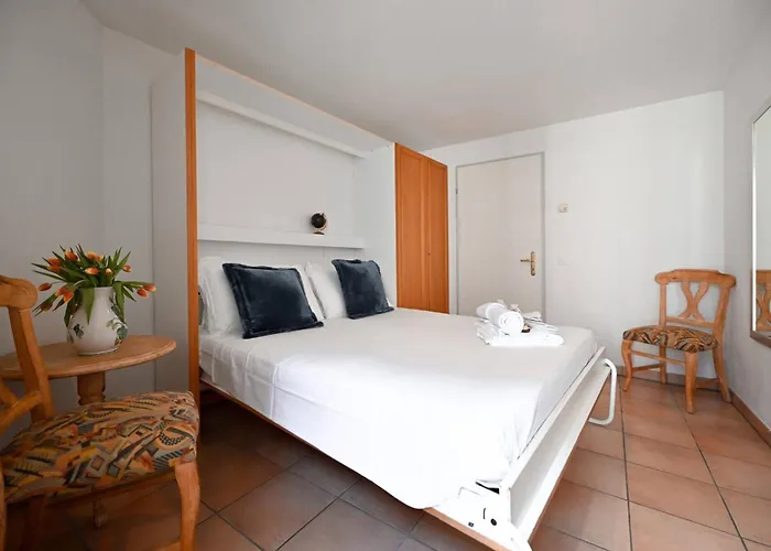 Ruga Vacation Rental 4 In Ascona *